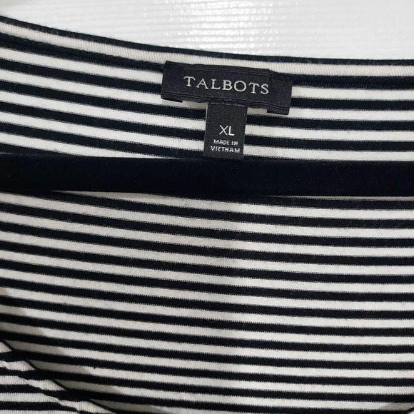 Talbots White and Black Striped Short Sleeve Shirt in Size XL - Picture 2 of 9